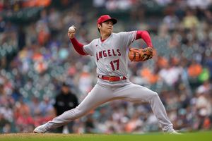 MLB: Shohei Ohtani, lanzador de Los Angeles Angels, abandonó juego por infección estomacal