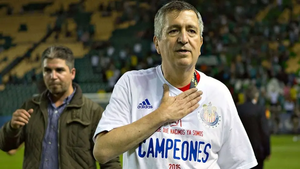 Chivas: Presentaron jersey conmemorativo por los 20 años de la adquisición de Jorge Vergara