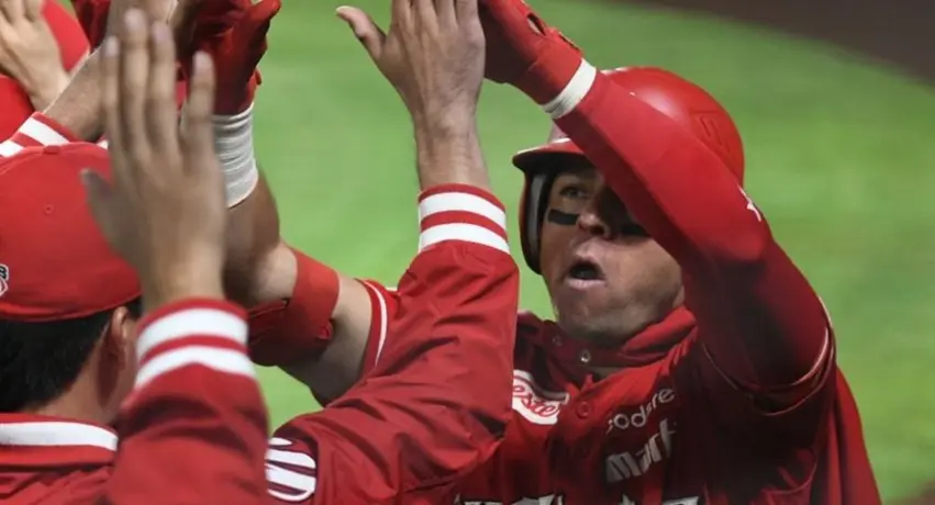 Diablos Rojos: Venció a Pericos de Puebla y está a un triunfo de la barrida de serie