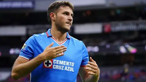 Cruz Azul: Santiago Giménez no se olvida de La Máquina y los apoya a la distancia
