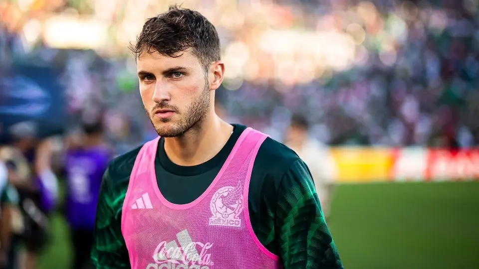 Selección Mexicana: Giménez y Lainez arribaron a Girona horas antes de ser cortados de Qatar 2022