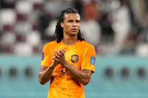 Nathan Aké elogió a Messi y negó que le haya pedido consejos a Guardiola para 'anularlo'