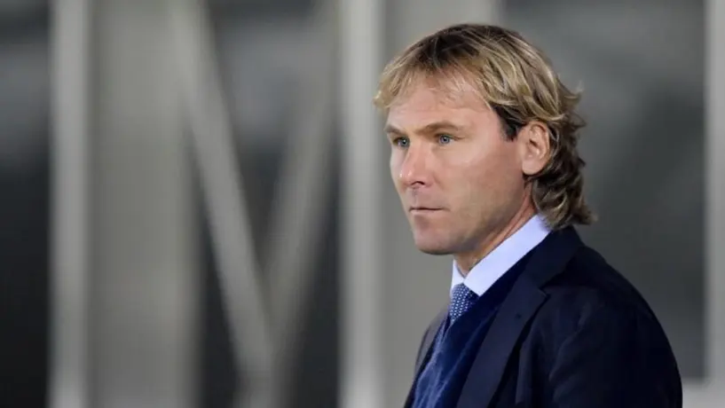 Juventus: Pavel Nedved fue sorprendido perreando con tres mujeres; se hizo viral en redes