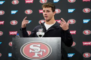 Pablo Viruega sobre Brock Purdy: 'Debe aprovechar todas las armas que tiene a su alrededor'