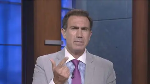 Paco Gabriel de Anda critica a Memo Ochoa: "Así te va a atacar Polonia"