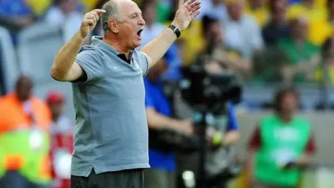 Scolari previo a la Semifinal ante Palmeiras: 'Tendremos que jugar dos partidos heroicos'