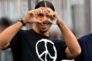 Zlatan Ibrahimovic: Se regaló dos autos con un valor cercano a los 3mdd