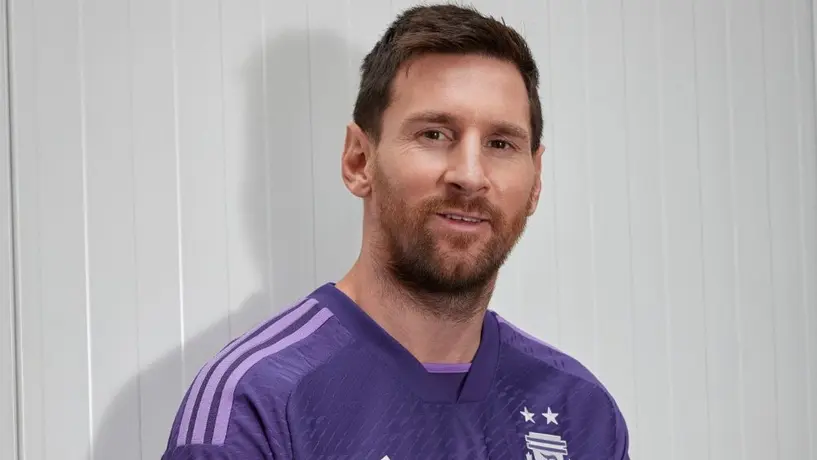 Argentina, rival del Tri en Qatar 2022, presentó su segundo uniforme para el Mundial
