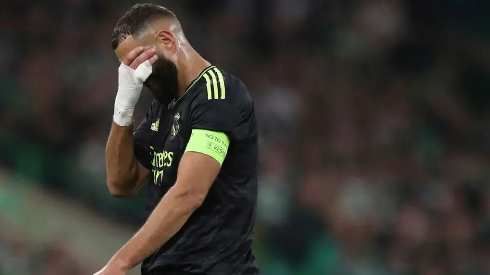 Ancelotti sobre lesión de Benzema: 'No parece nada grave, creo que es una pequeña molestia'