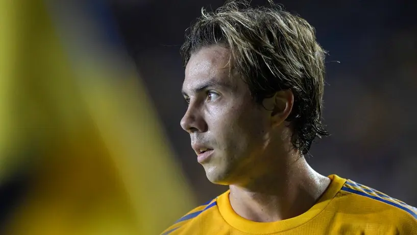 Sebastián Córdova marcó un golazo con Tigres y se lo 'dedican' a Paco Villa