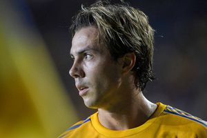 Sebastián Córdova marcó un golazo con Tigres y se lo 'dedican' a Paco Villa