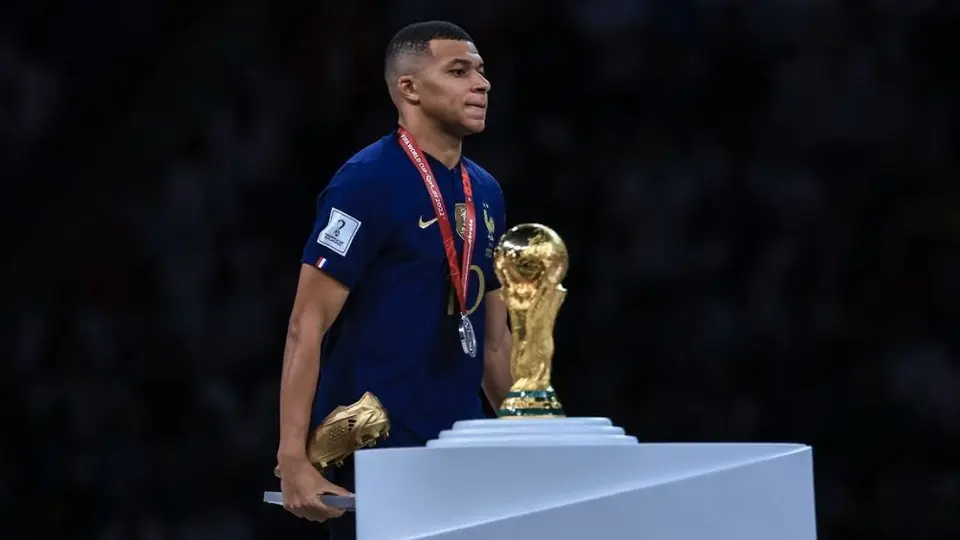 Casillas reacciona a la actuación de Mbappé: "Marcas tres goles y no te llega para ganar el Mundial"