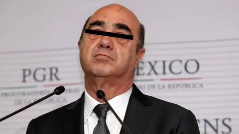 Murillo Karam: Vinculado a proceso por tres delitos en caso Ayotzinapa