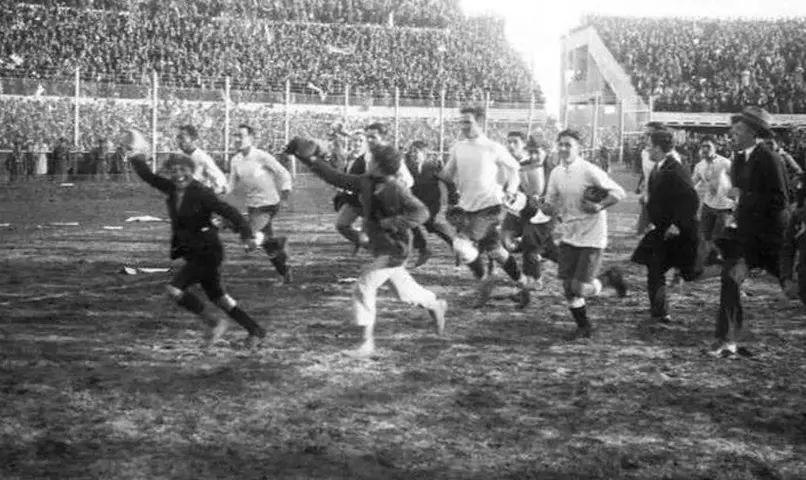 La selección charrúa al ganar el Mundial en Uruguay 1930