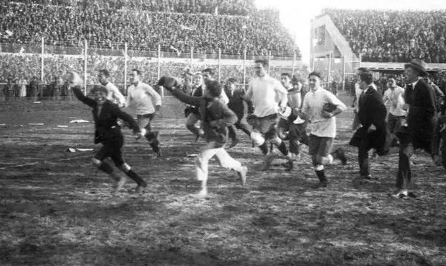 La selección charrúa al ganar el Mundial en Uruguay 1930