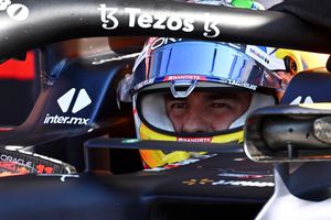 Chris Horner: 'Checo Pérez eligió las llantas, no debimos hacer caso'