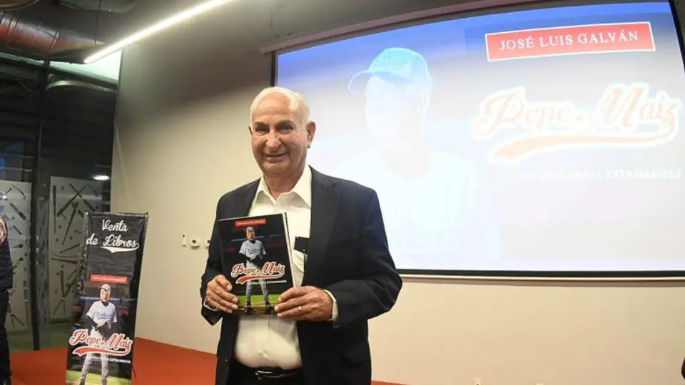 Pepe Maiz presentó su libro ‘Pepe Maiz: Su vida hasta extrainnings’