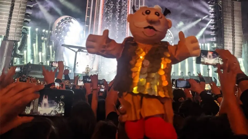 Rammstein: Dr. Simi brilló en el escenario de la banda alemana en la CDMX