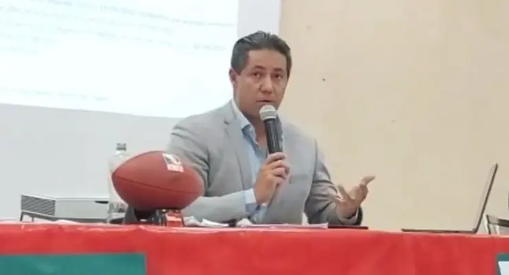 César Barrera, presidente de la Federación Mexicana de Futbol Americano, se compromete al pase olímpico