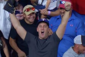 Aaron Judge: Aficionado que se quedó con la bola del HR 62 fue escoltado