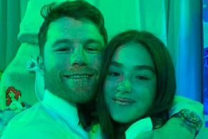 Canelo Álvarez: ¿Cuál fue el lujoso regalo 'sorpresa' que recibió su hija en sus XV años?