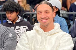 NBA: Zlatan Ibrahimovic estuvo presente en el duelo entre Nets vs Bucks