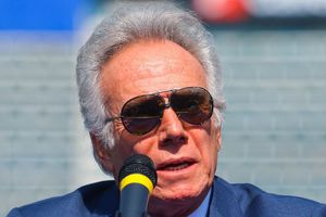 Coach Castillo: ‘TV Azteca prefirió poner una película que tener la NFL, no lo entenderé’