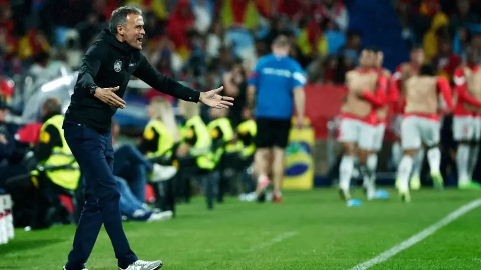 Luis Enrique tras la derrota ante Suiza: "Hay que mejorar, pero tenemos el tiempo que tenemos"