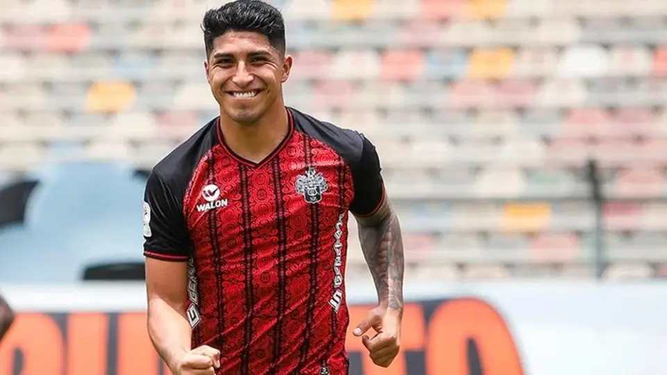 Cruz Azul: No ha presentado oferta por Luis Iberico