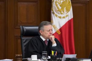 Ministro de la Suprema Corte de Justicia de la Nación dio a conocer sus gustos futboleros