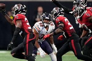 NFL: Falcons ganan a Bears con gol de campo de Younghoe Koo
