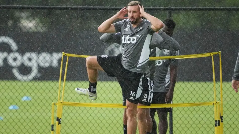 Héctor Herrera: Houston Dynamo tiene entrenador interino