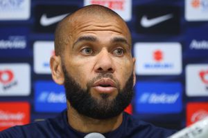 Dani Alves es investigado en Brasil por supuestos ingresos ilegales en su ONG