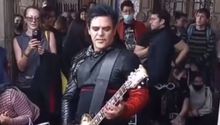 Richard Kruspe, guitarrista de Rammstein, dio un 'show' en el Zócalo
