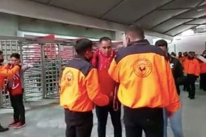 Liga MX: Le decomisaron un chorizo de plástico previo al arranque de la Final de Ida