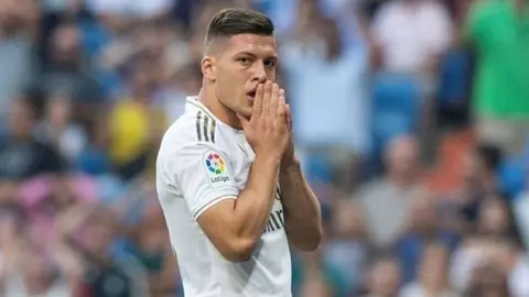 Fiorentina: Luka Jovic dejó al Real Madrid y es nuevo jugador del equipo italiano