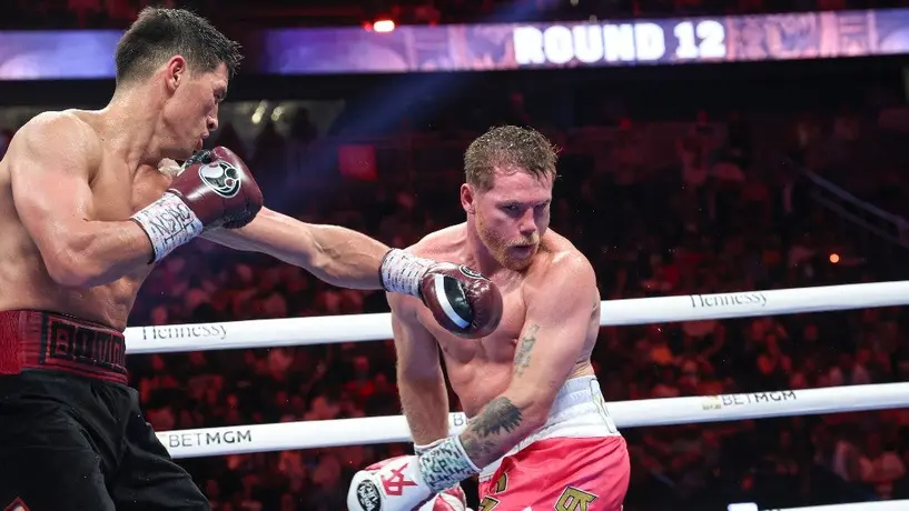 Canelo Álvarez sobre derrota con Bivol: "Simplemente se me acabó el aire"