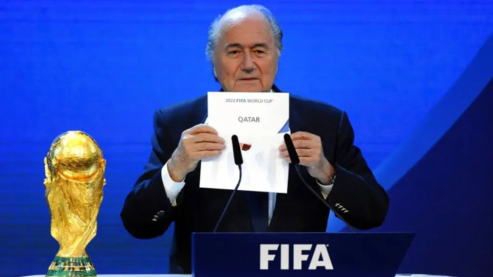 Blatter: 'La Copa del Mundo es muy grande para Qatar, darles la sede fue un error'