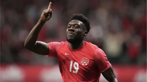 Canadá: Alphonso Davies donará sus ganancias del mundial de Qatar a la caridad