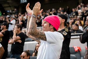 MLS: Justin Bieber, Hailey y Magic Johnson apoyaron desde las gradas a LAFC en la Final VS Philadelphia