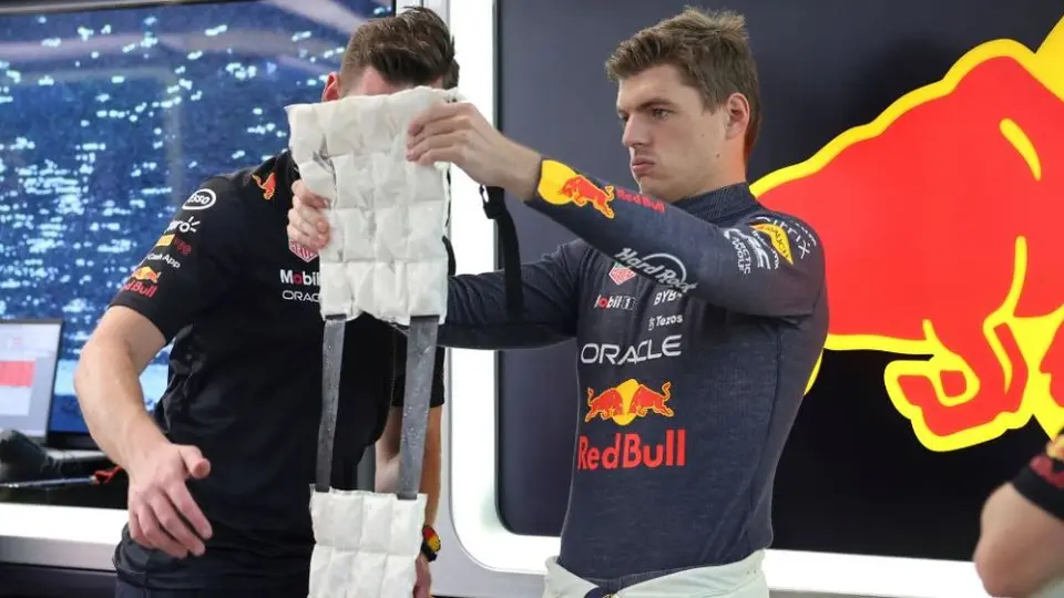 Verstappen estalló en contra de Red Bull en las clasificatorias: '¿Qué cara...? No entiendo nada'