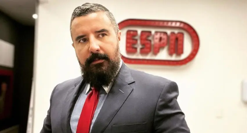 Álvaro Morales: Se burló de Pietrasanta en pleno programa por eliminación de Chivas