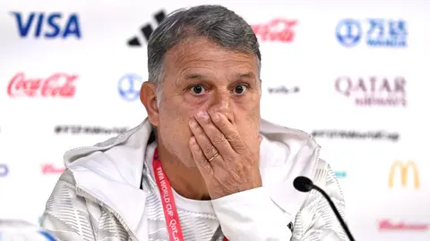 Mario Carrillo sobre jugar sin un '9' vs Argentina: 'Será lo mejor en la gestión de Martino'