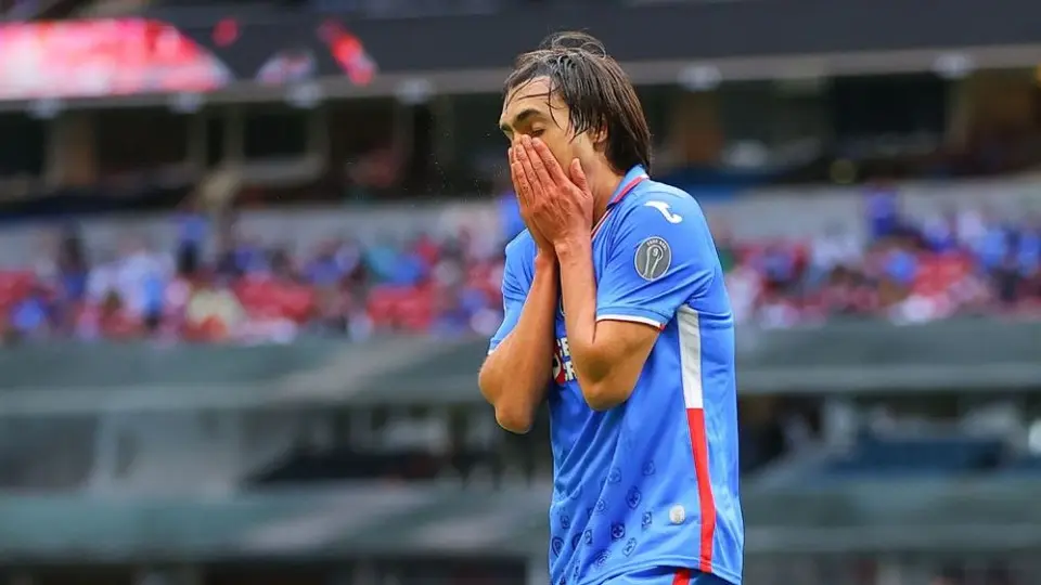 Shaggy Martínez a fanáticos de Cruz Azul: 'Como ustedes están tragando, también nosotros'