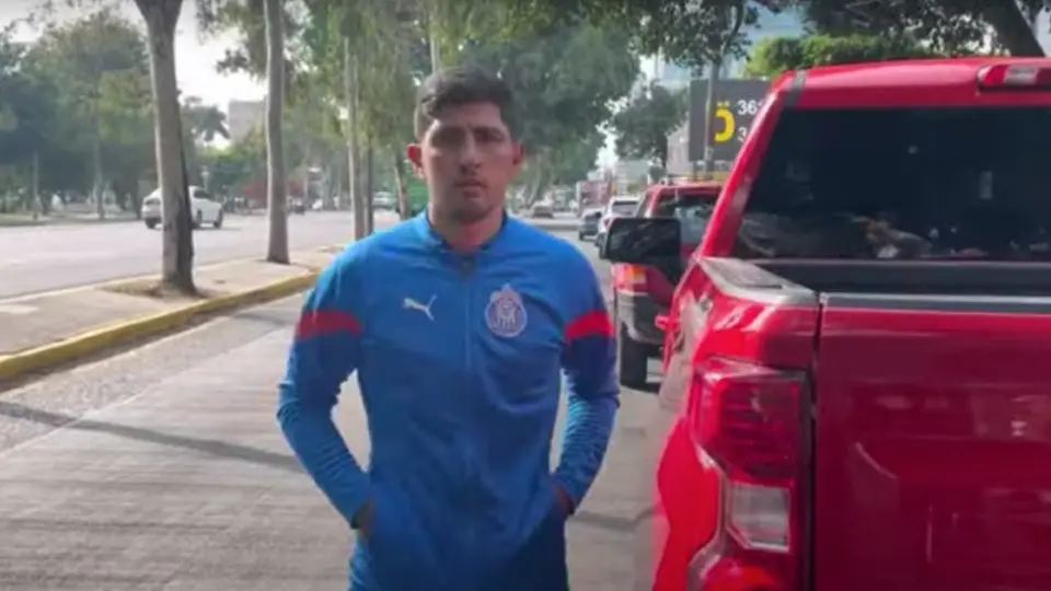 Chivas: Pocho Guzmán ya luce los colores del Rebaño Sagrado y se espera oficialización