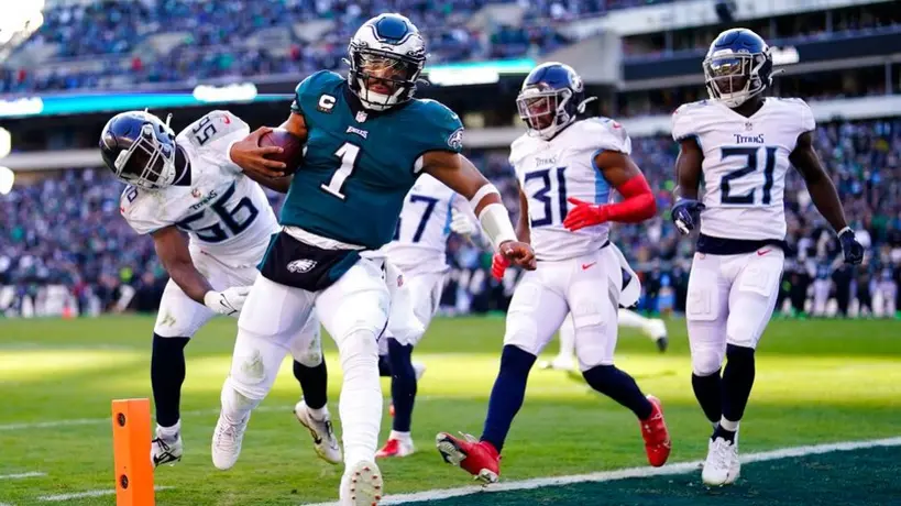 NFL: Con Jalen Hurts imparable, Philadelphia aplastó a los Titans de Tennessee