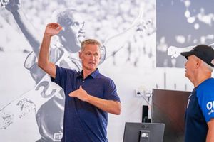 Steve Kerr compartió emotiva plática con el Mallorca de Javier Aguirre sobre Jordan y Curry