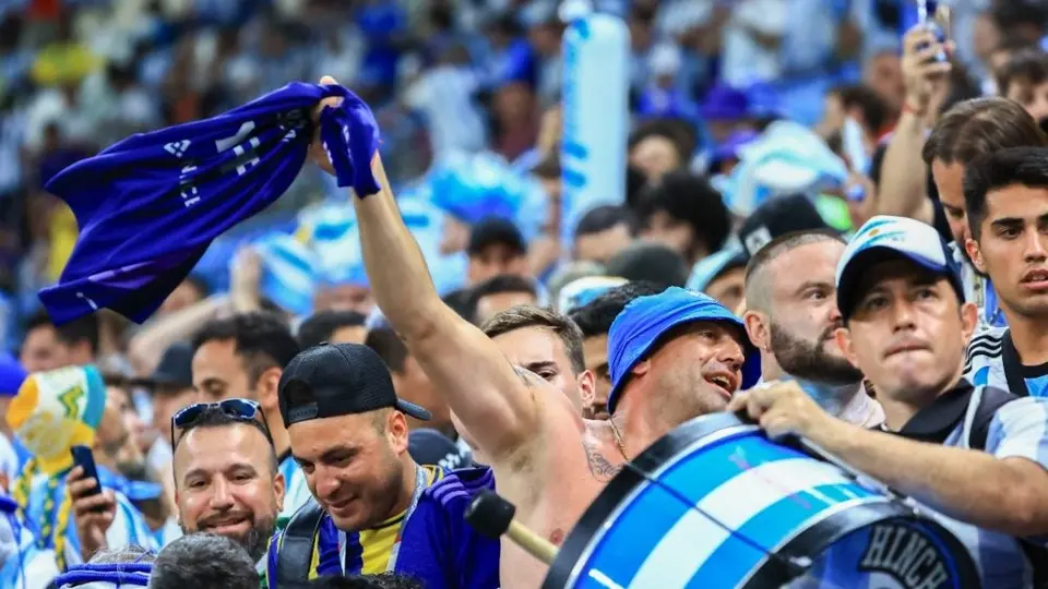 Qatar 2022: Aficionados argentinos se burlan de mexicanos: "¿Dónde está el Chucky Lozano?"