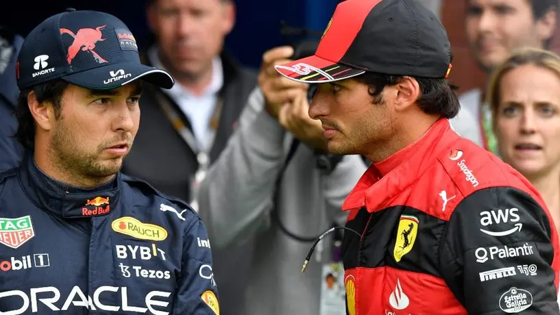 Checo Pérez: Carlos Sainz aceptó que es de peligro tener al mexicano atrás