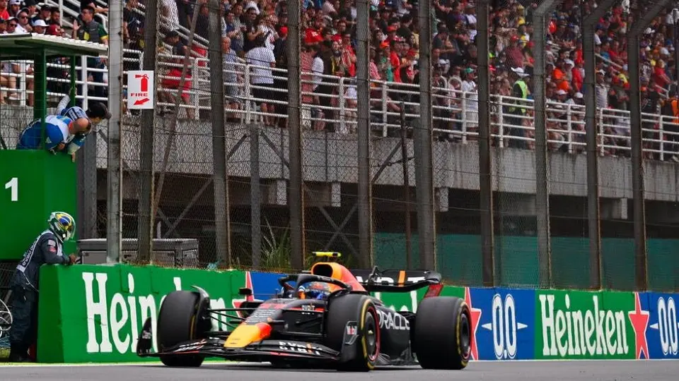Gran Premio de Brasil: Checo Pérez terminó séptimo; Russell se llevó la carrera